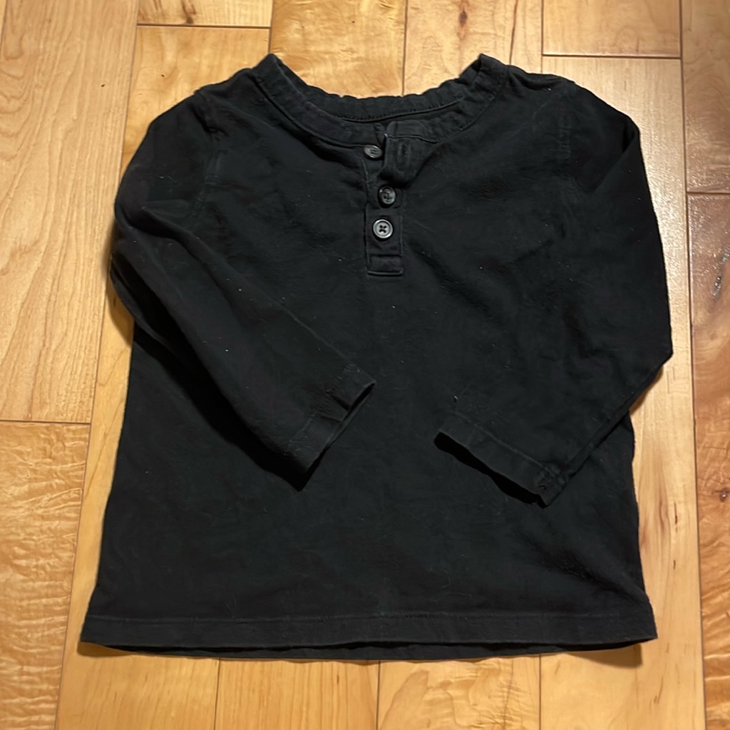 18-24 M Old Navy Black Henley Long Sleeve Tshirt 100% Cotton With 3 Buttons